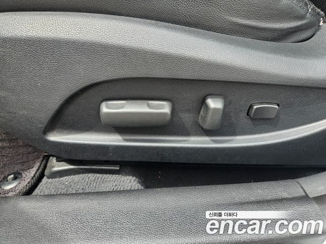 Hyundai YF Sonata Premier, 2011 12