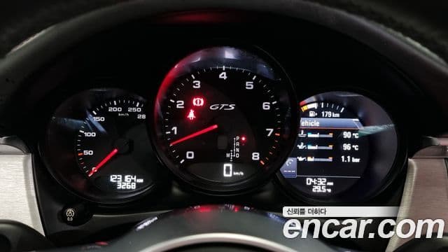 Porsche Macan 95B, 2018 8