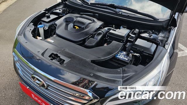 Hyundai LF Sonata Style, 2015 6