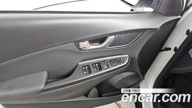 Hyundai Kona Modern pop, 2018 17