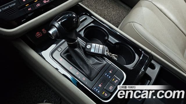 Kia All New Carnival Noblesse, 2015 9