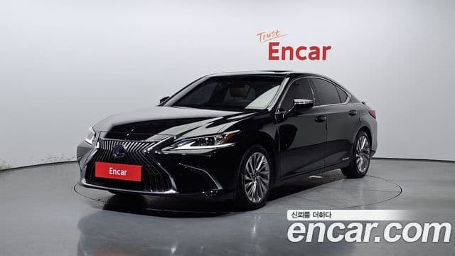 Lexus ES300h 7세대 Luxury Plus, 2020 1