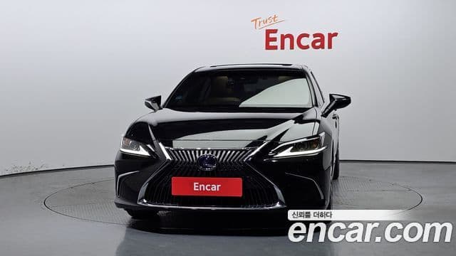 Lexus ES300h 7세대 Luxury Plus, 2020 3