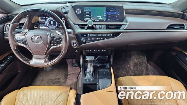 Lexus ES300h 7세대 Luxury Plus, 2020 7
