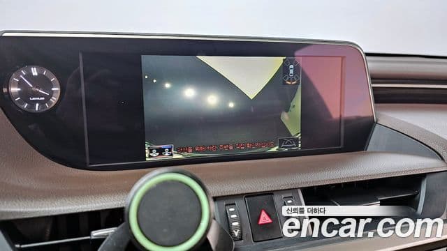 Lexus ES300h 7세대 Luxury Plus, 2020 15