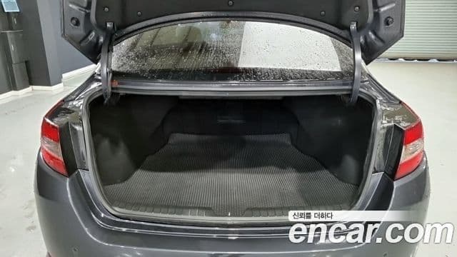 Kia K5 Noblesse, 2011 17