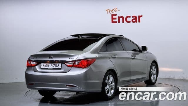 Hyundai YF Sonata LPI Premier(для людей с инвалидностью), 2012 2