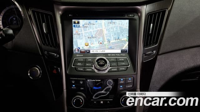 Hyundai YF Sonata LPI Premier(для людей с инвалидностью), 2012 13