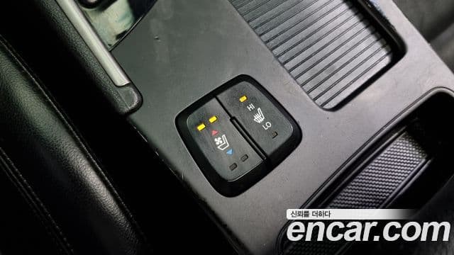 Hyundai YF Sonata LPI Premier(для людей с инвалидностью), 2012 19