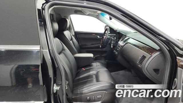 Cadillac DTS 4.6 лимузин, 2008 11