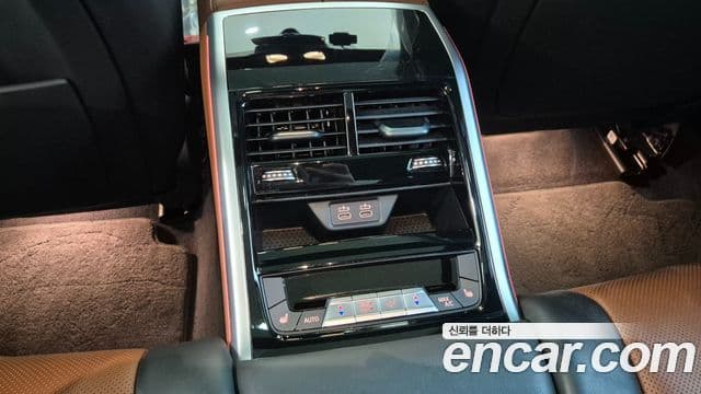 BMW 8시리즈 (G15) M850i xDrive Gran Coupe, 2023 16