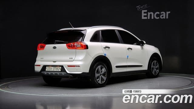 Kia Niro Prestige, 2018 2