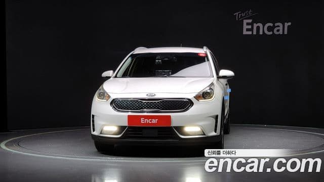 Kia Niro Prestige, 2018 3