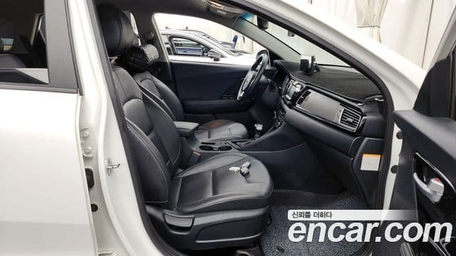 Kia Niro Prestige, 2018 11