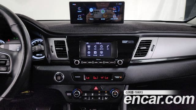 Kia Niro Prestige, 2018 14