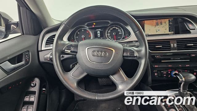 Audi New A4 B8, 2013 11