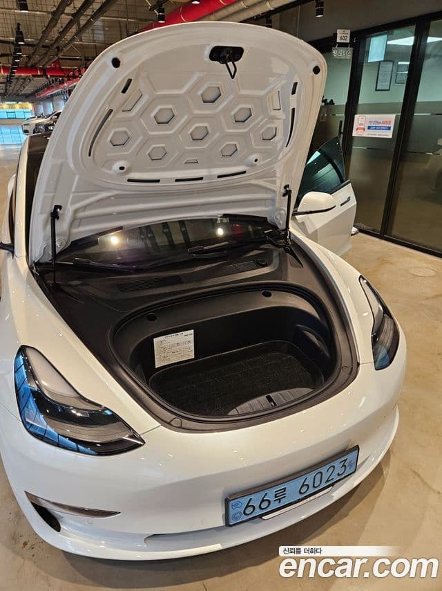 Tesla модель 3, 2022 8