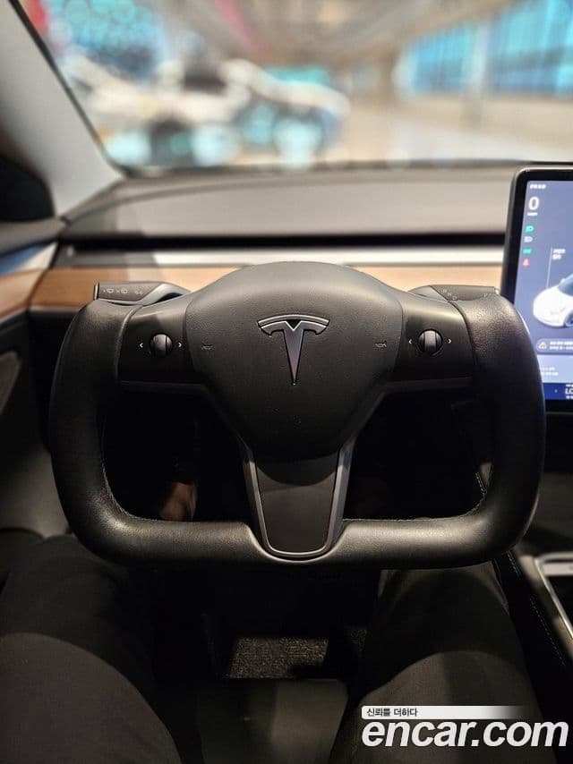 Tesla модель 3, 2022 12