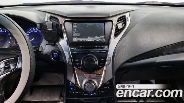 Hyundai Grandeur HG LPG HG300 таксомоторный тип, 2011 15