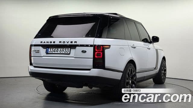Land Rover Range Rover 4세대 4.4 SDV8 Vogue SE дизель, 2015 2