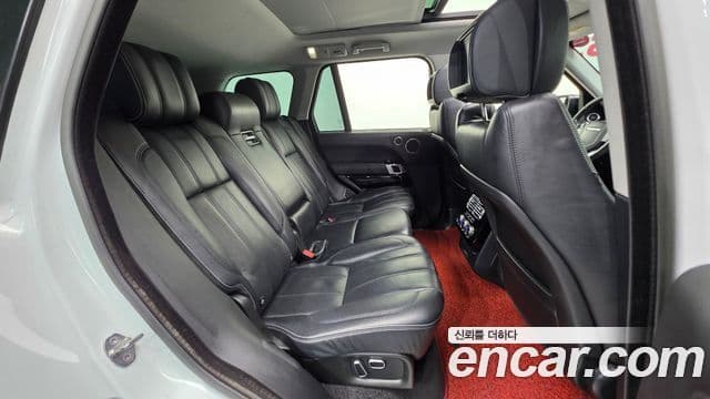 Land Rover Range Rover 4세대 4.4 SDV8 Vogue SE дизель, 2015 19