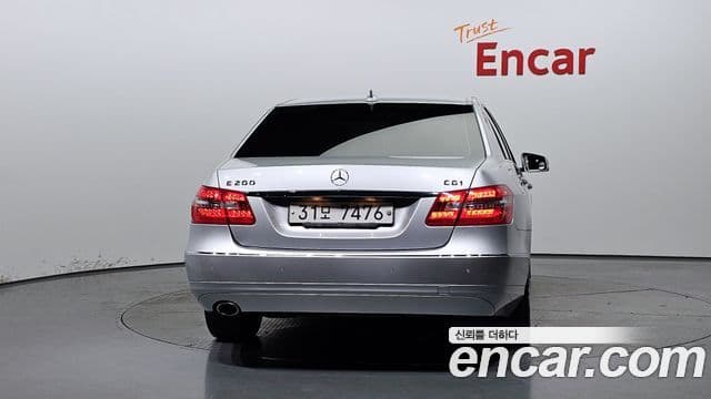 Mercedes-Benz E-класс W212 Avantgarde, 2011 4