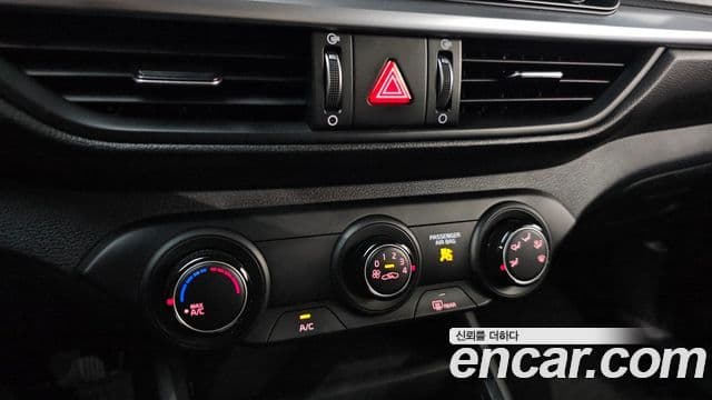 Kia The / новый New K3 2세대 Trendy, 2022 20