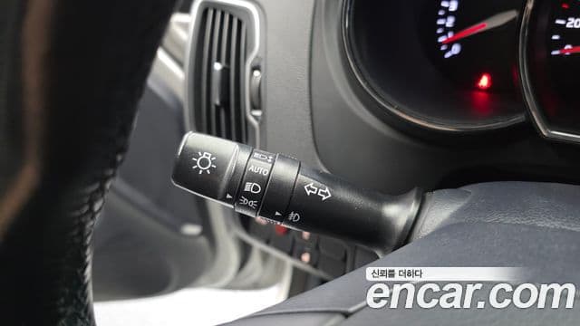 Kia The / новый New Pride Luxury, 2015 18