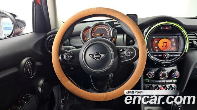 Mini Cooper 3세대, 2021 13