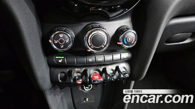 Mini Cooper 3세대, 2021 16