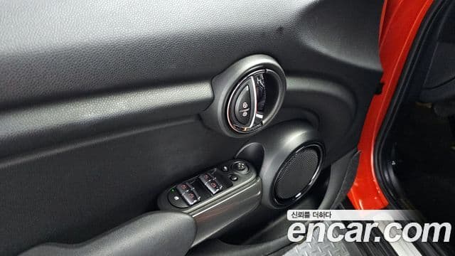 Mini Cooper 3세대, 2021 17