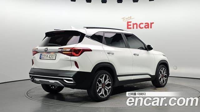 Kia Seltos Signature, 2022 2