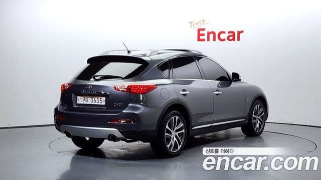 Infiniti QX50, 2016 2