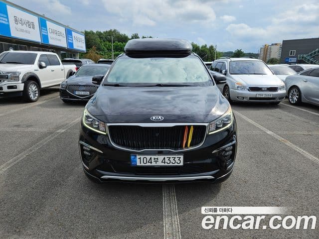 Kia The / новый New Carnival Noblesse Special, 2019 3