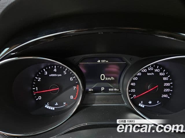 Kia The / новый New Carnival Noblesse Special, 2019 8