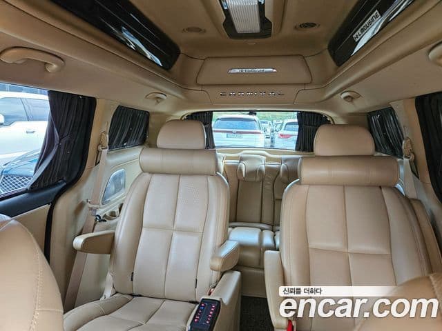 Kia The / новый New Carnival Noblesse Special, 2019 11