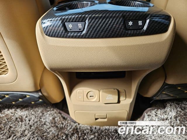 Kia The / новый New Carnival Noblesse Special, 2019 16