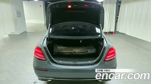 Mercedes-Benz E-класс W213 Avantgarde, 2017 20