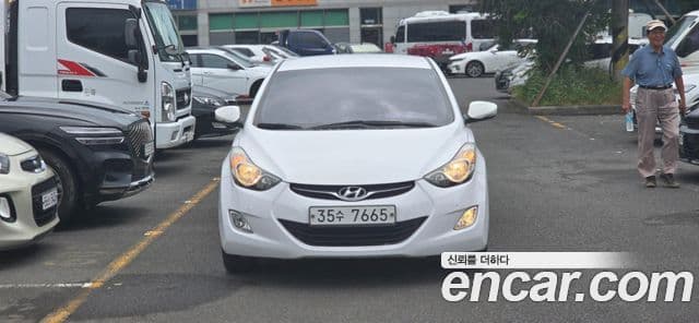 Hyundai Avante MD Modern, 2014 3