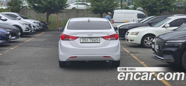 Hyundai Avante MD Modern, 2014 4