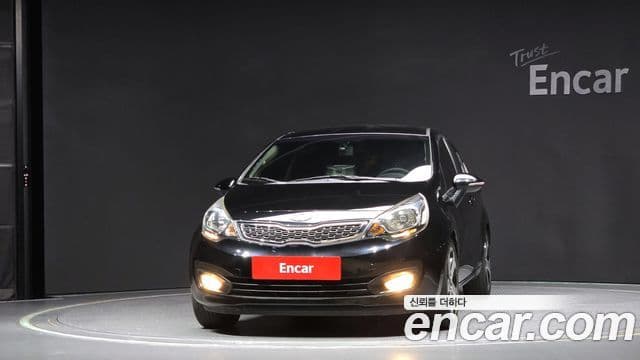 Kia All New Pride Prestige, 2012 3
