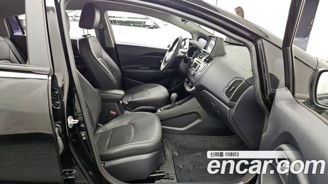 Kia All New Pride Prestige, 2012 11