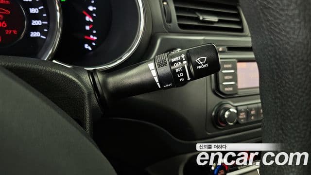 Kia All New Pride Prestige, 2012 15