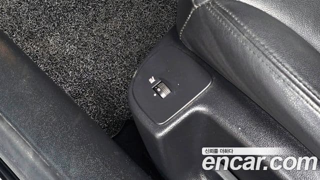 Renault Korea(Samsung) SM7 Nova LPLI 2.0 LPe для людей с инвалидностью, 2016 18