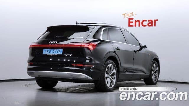 Audi e-Tron, 2020 2