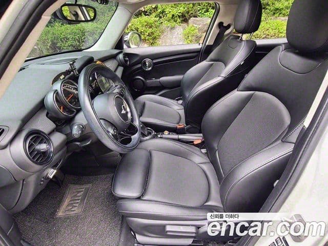 Mini Cooper D 3세대, 2015 10