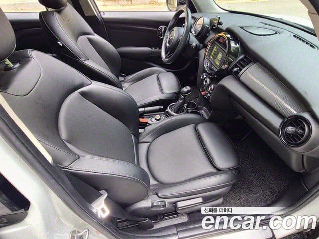 Mini Cooper D 3세대, 2015 12