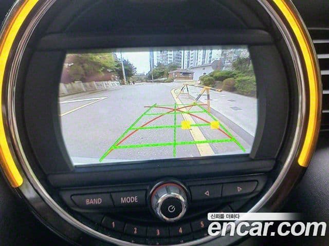 Mini Cooper D 3세대, 2015 17