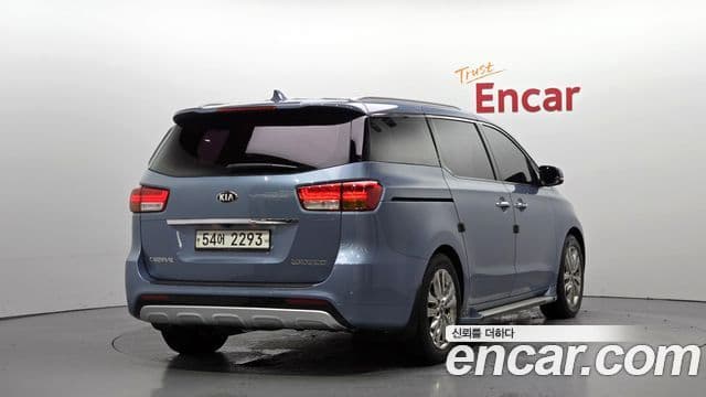 Kia All New Carnival Prestige, 2015 2