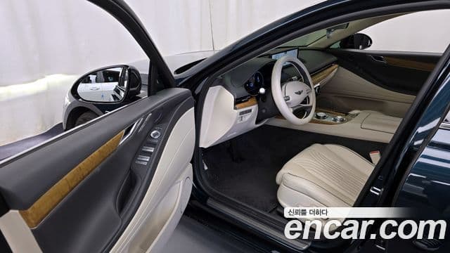 Genesis G80 (RG3) бензин 2.5 турбо AWD, 2023 10